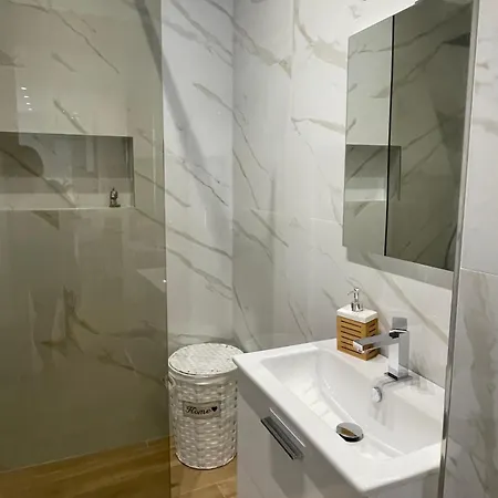 Mariaaltomare לינה וארוחת בוקר אנדריה